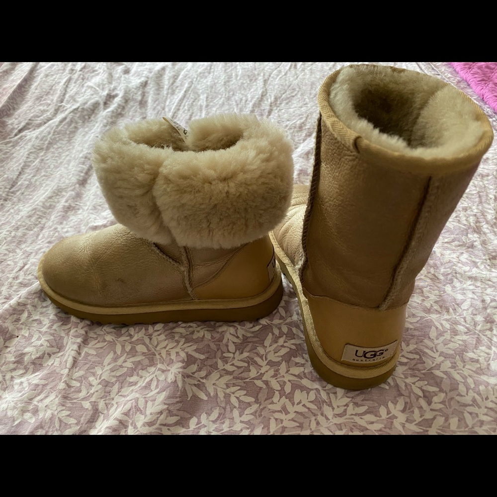 UGG BOOTS COMFY